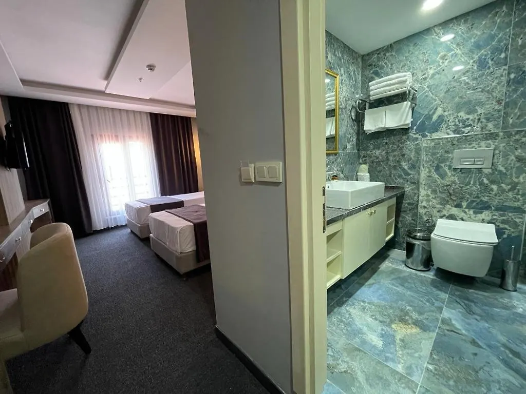 Sevcan Hotel İstanbul 5*,