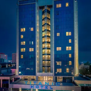 Hotel Titanic Port Bakirkoy